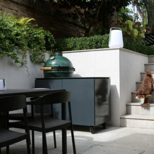 Vlaze London Courtyard